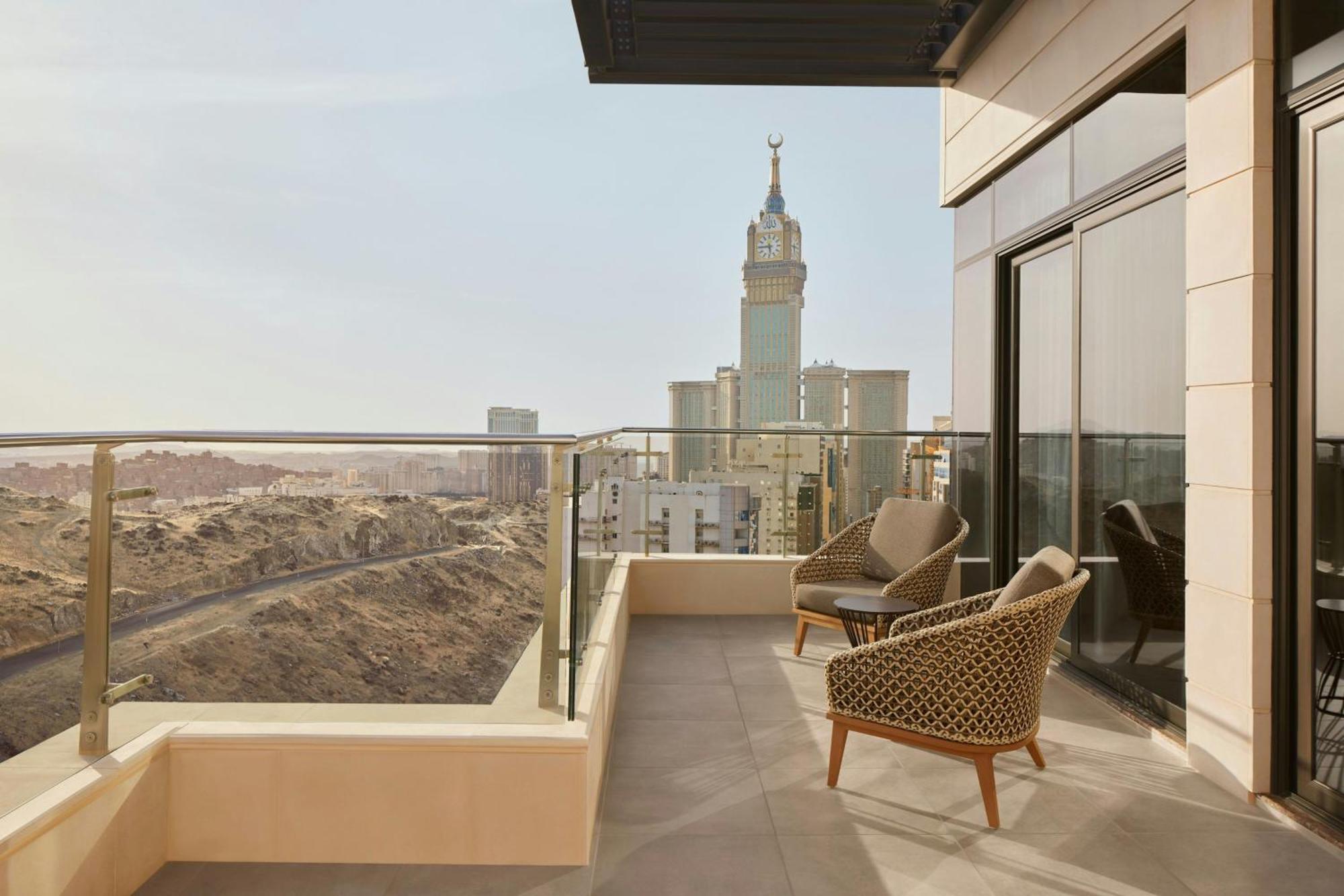 Courtyard By Marriott Makkah Hotel Mecca Exterior photo